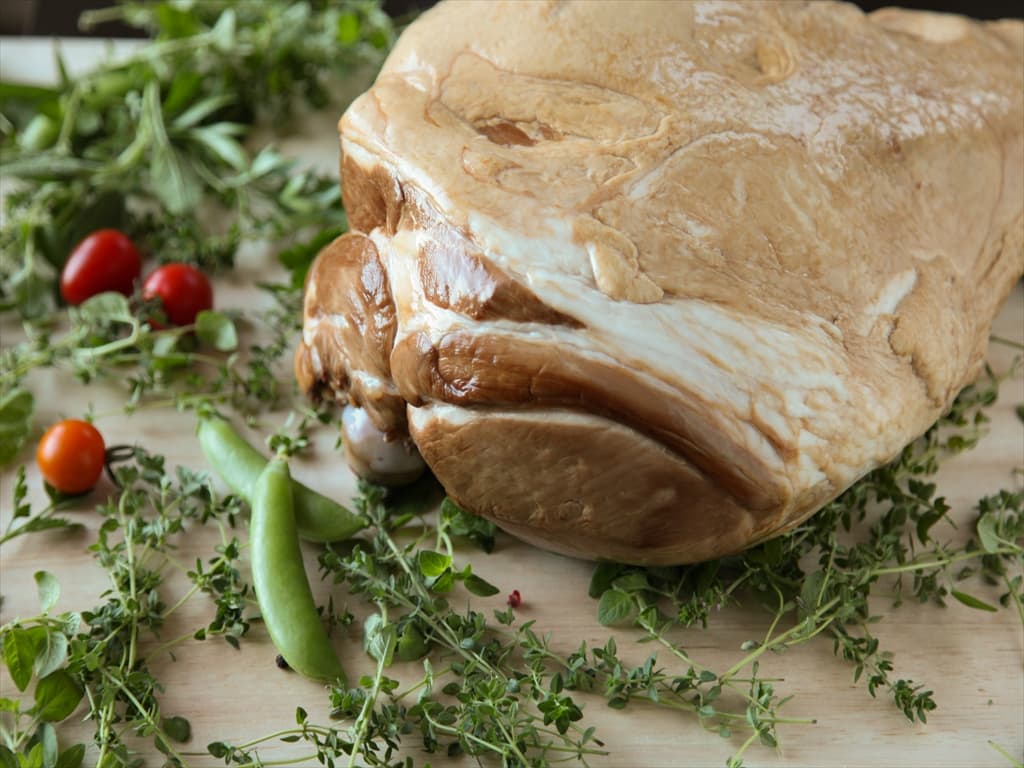 少し早い冬の到来 骨付きハム でパーティーを計画してみませんか コラム 和豚もちぶた