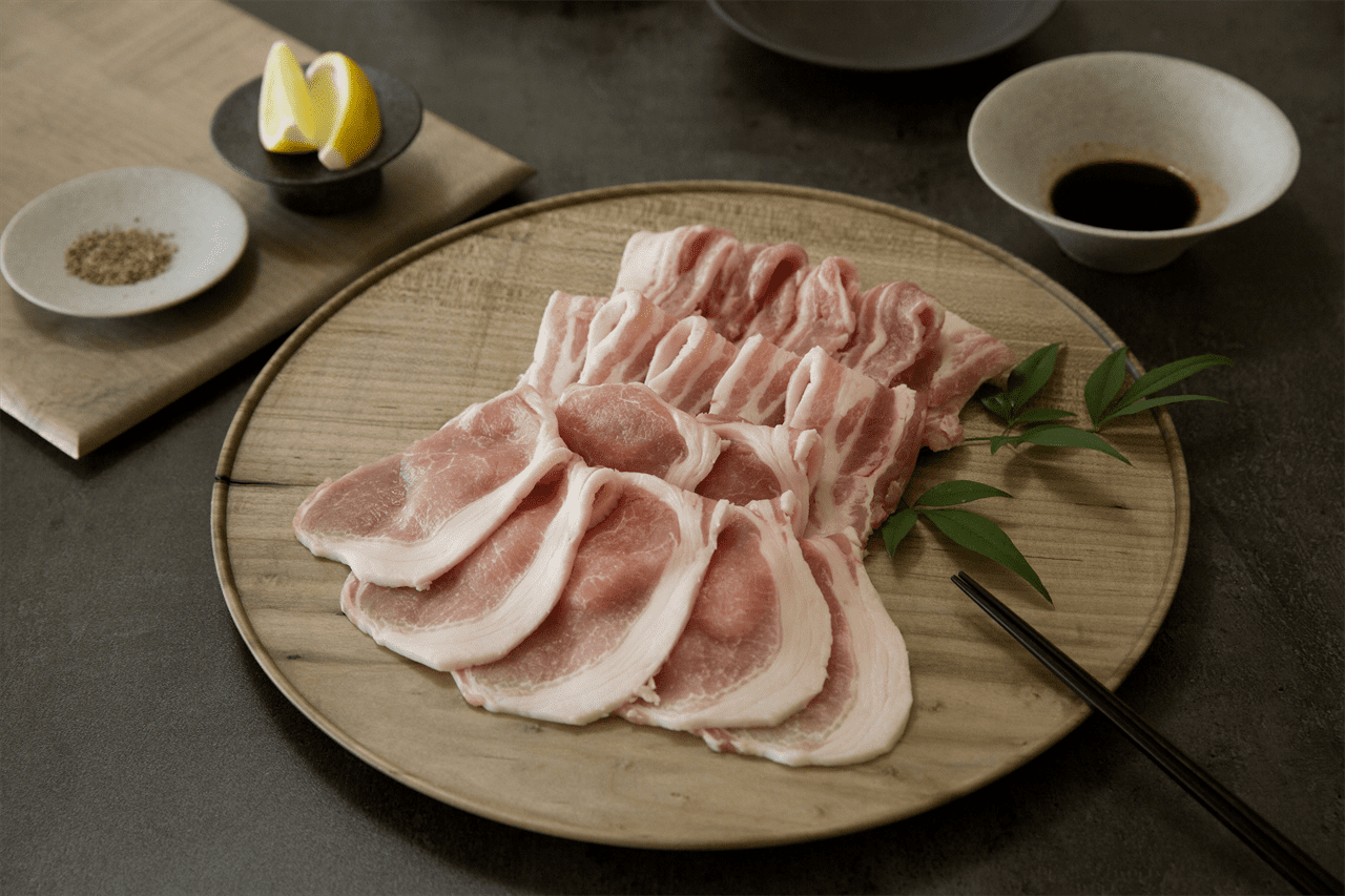 デュロック種の豚とは？美味しさの理由 ｜ 【豚肉通販】和豚もちぶた（公式）国産豚肉のお取り寄せ・お歳暮・お中元・ギフトなど贈り物に人気