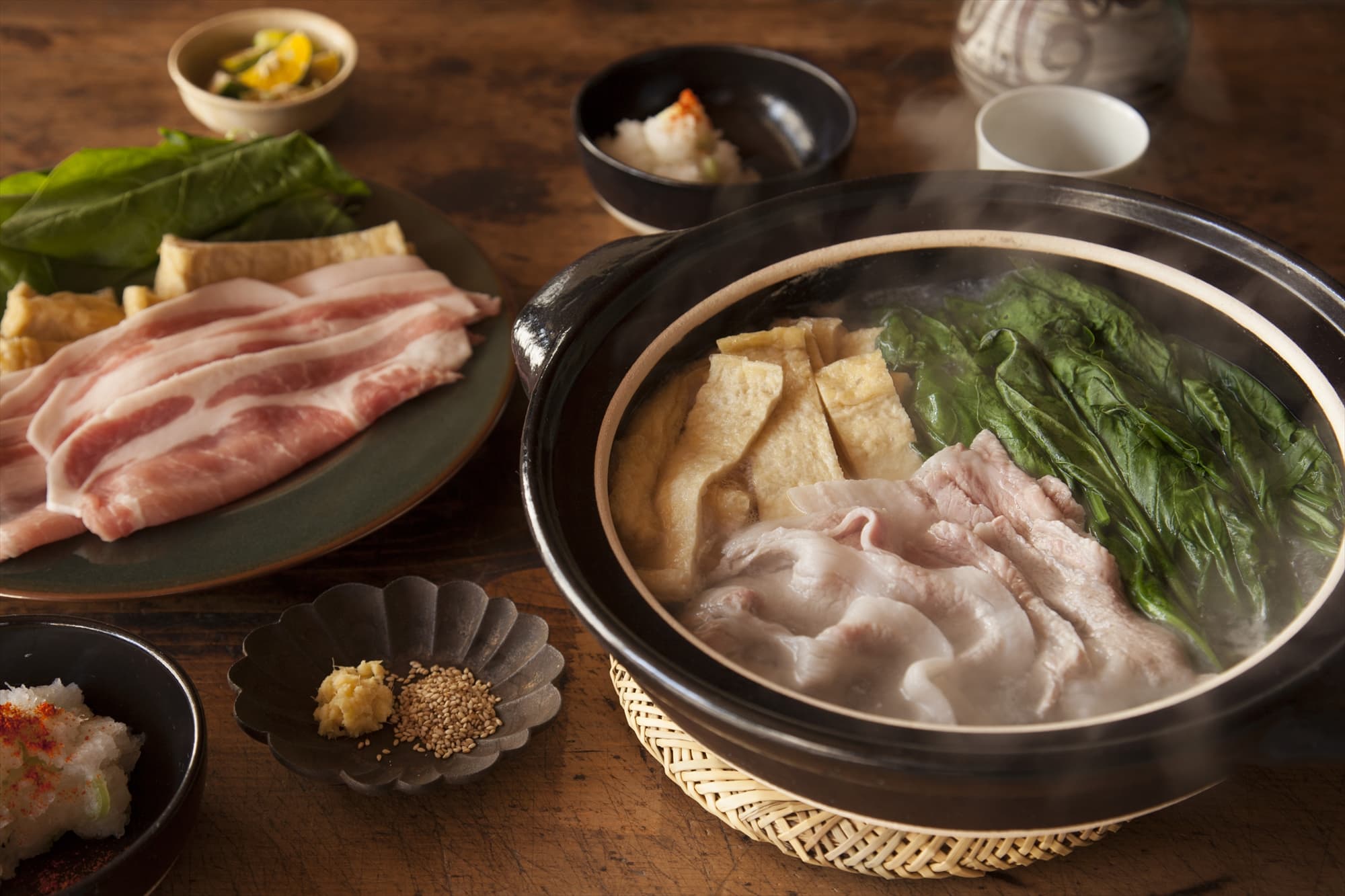 ほうれん草たっぷりの常夜鍋 ｜ 【豚肉通販】和豚もちぶた（公式）国産 