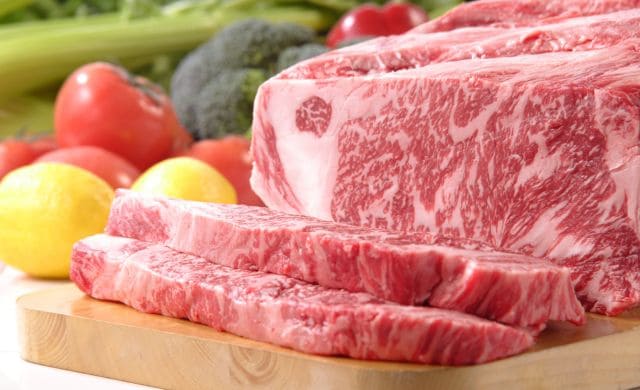 牛肉のタンパク質は100gでどのくらい？部位ごとの一覧表