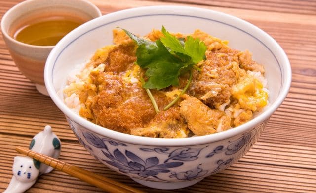 カツ丼のカロリーはやばい