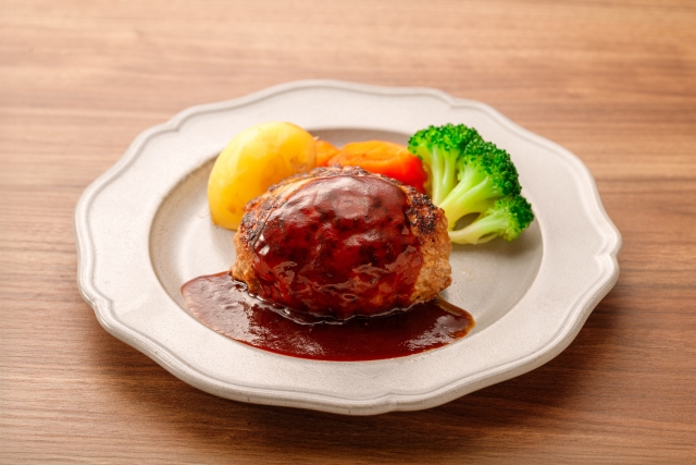 豚ひき肉ハンバーグの味を格上げする相性抜群のソース